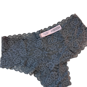 Calcinha Victoria's Secret tanga feita inteiramente de renda cinza escura XS